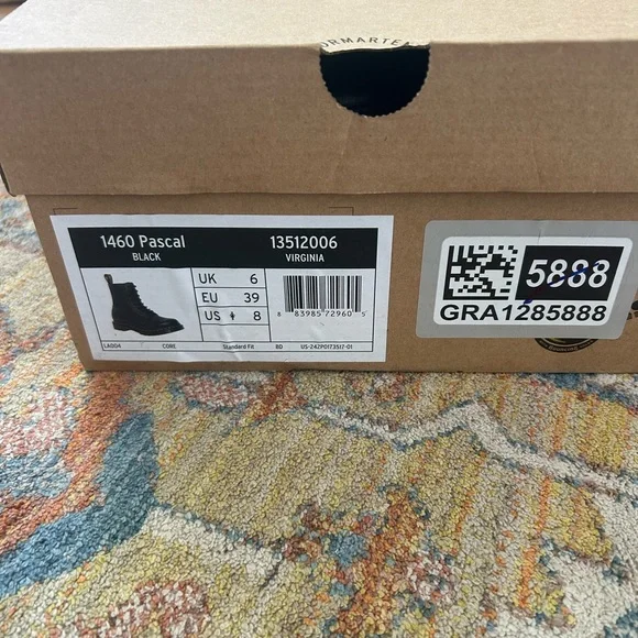 1460 Pascal Dr. Martens Black Boots 1460
Pascal Virginia Leather Lace Up Boots - Picture 4 of 7
